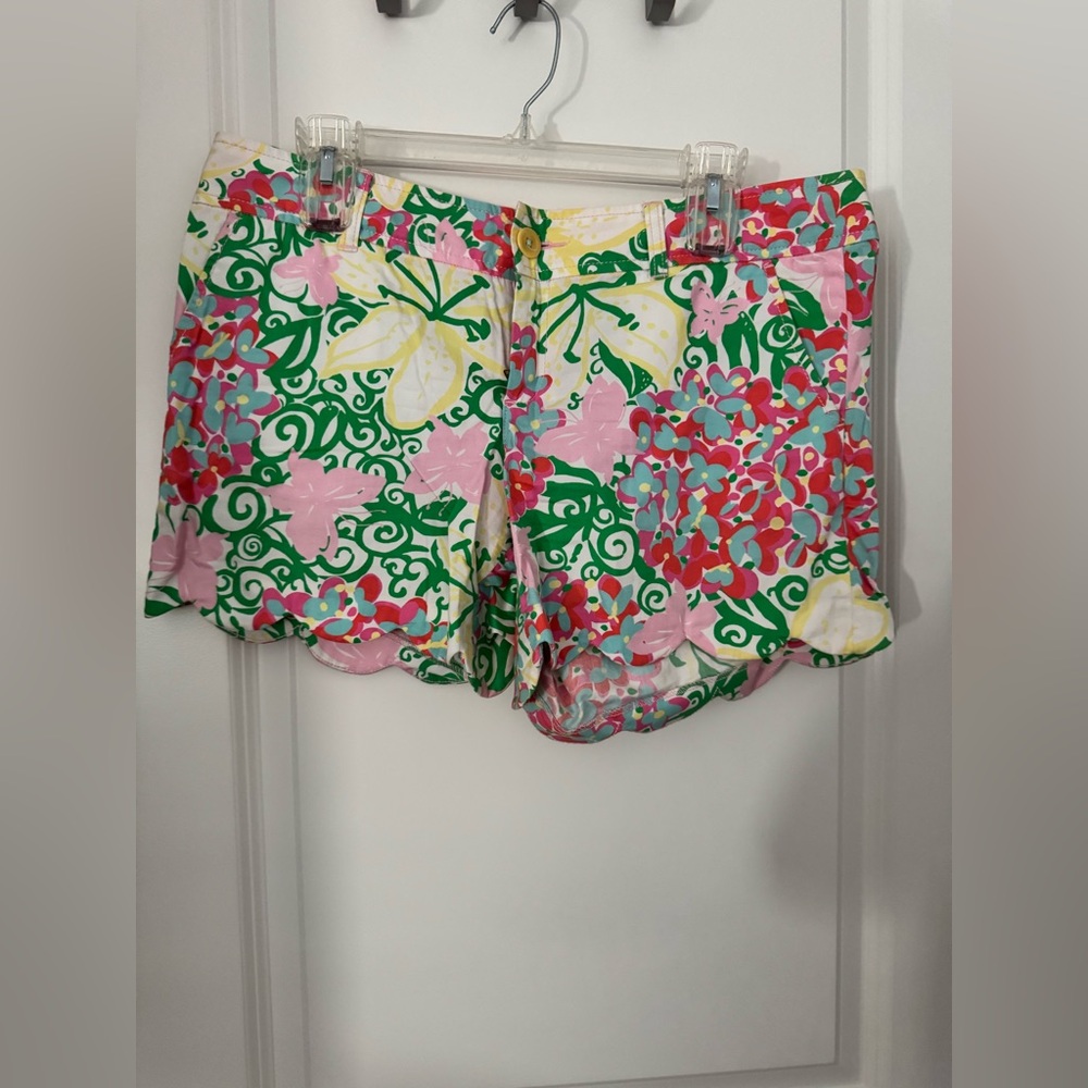Lilly Pulitzer scalloped short shorts, size 10